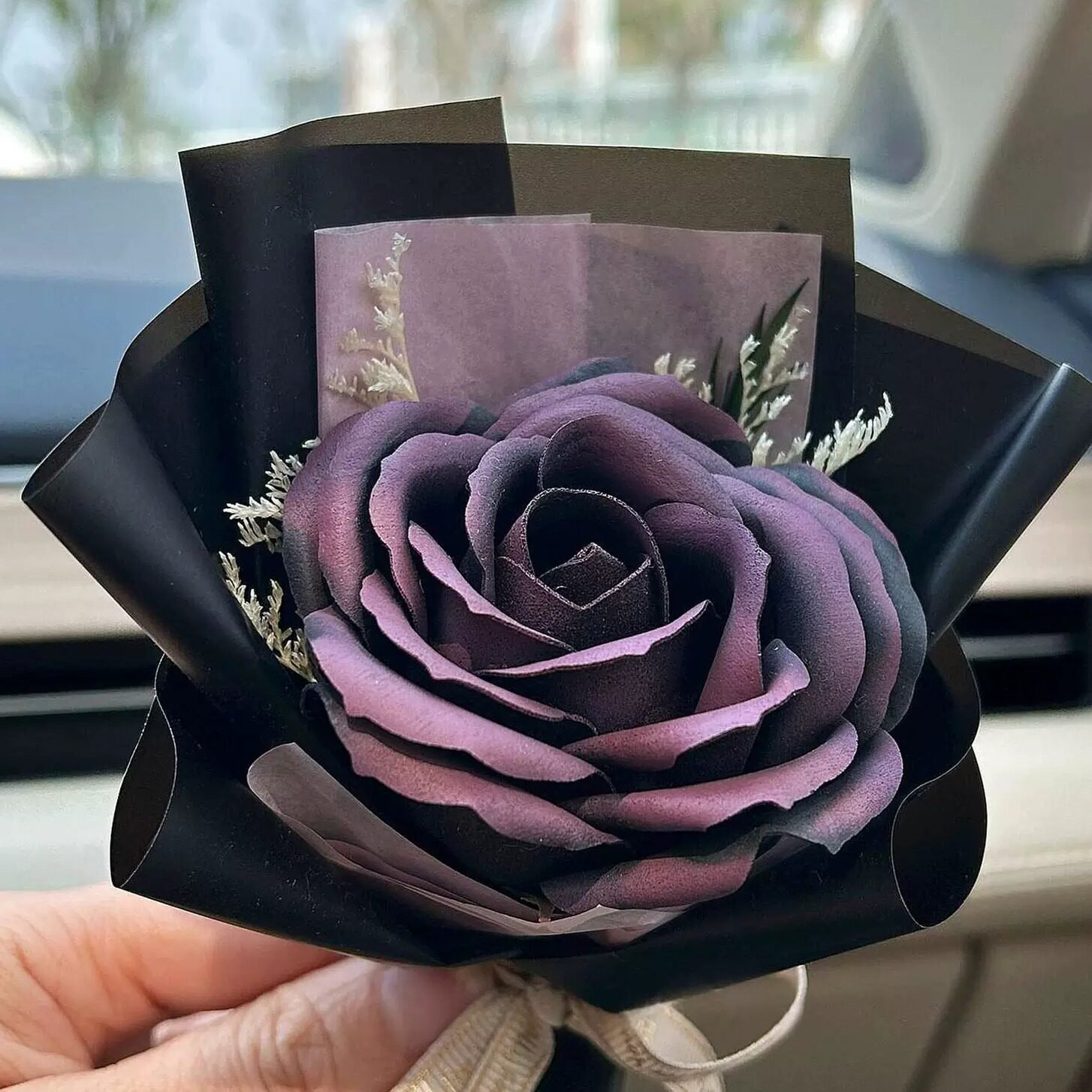 Romantic Mini Pocket Flower Bouquet - Image 5