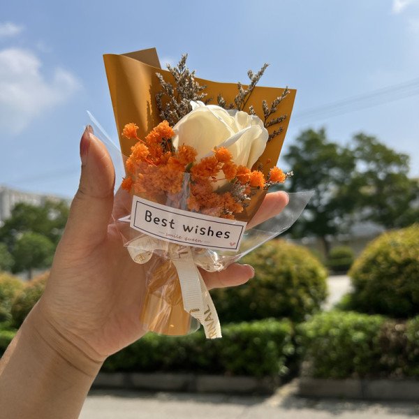 Souvenir Mini Dried Flower Bouquet - Image 3