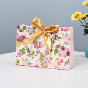 The Atelier Gift Bag — In Ivory & Noir