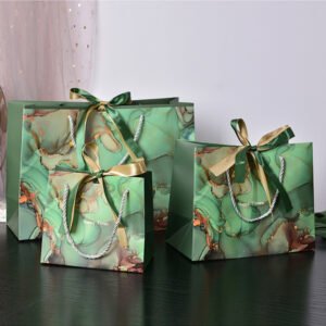 Marble-Patterned Green Gold Gift Bag