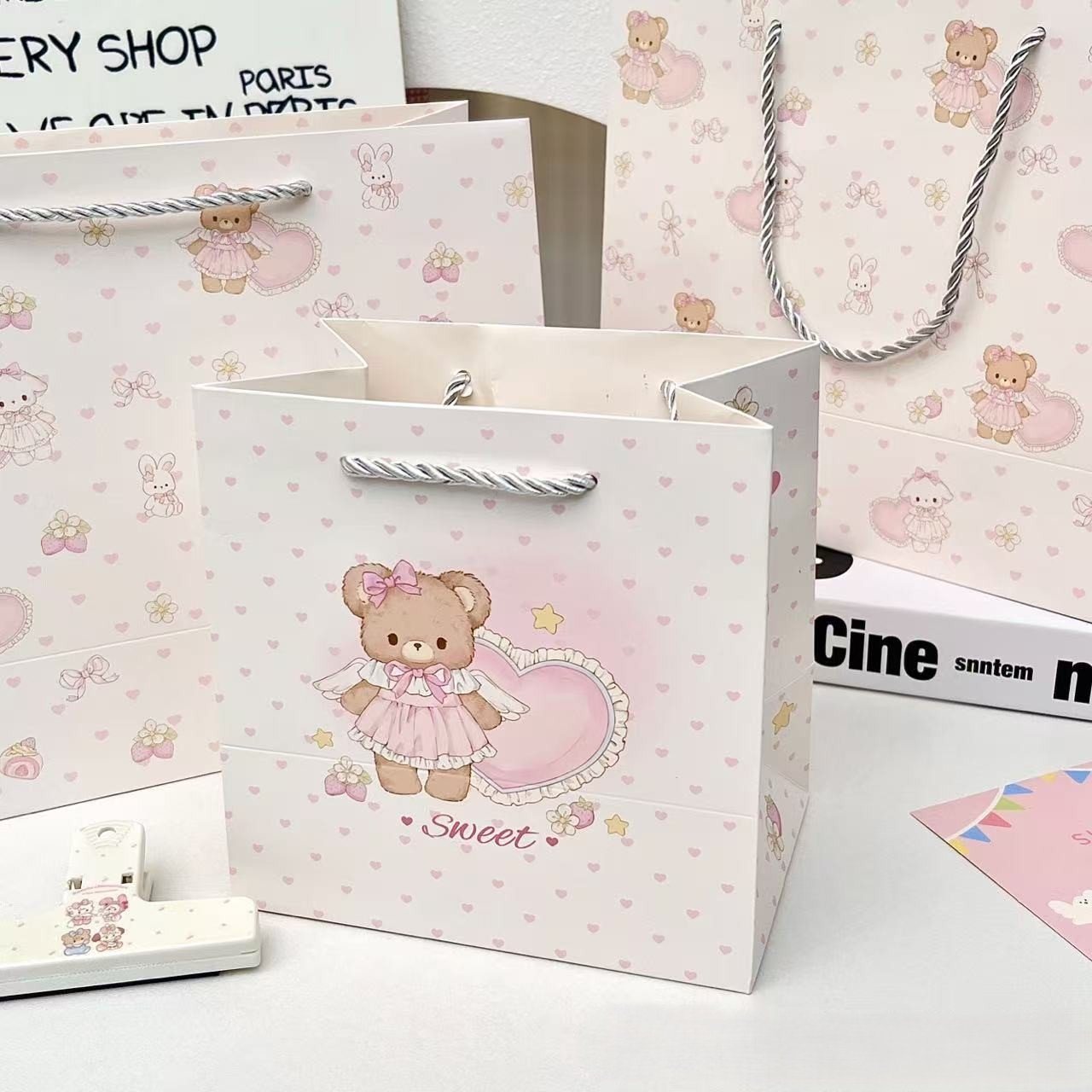 Pillow Bear Portable Gift Bag - Image 2