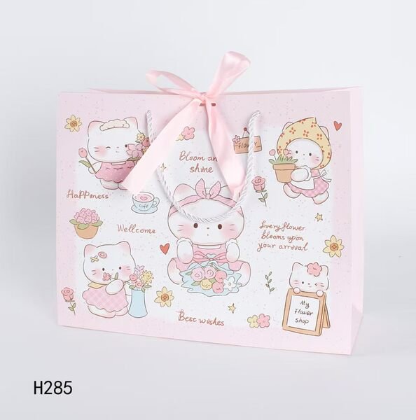 Bloom & Shine Kitty Gift Tote - Image 3