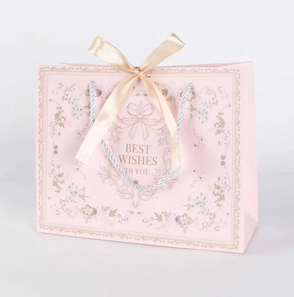 Princess Crest Blush Gift Bag - Image 3